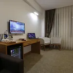 Ξενοδοχείο Palmiye 4*