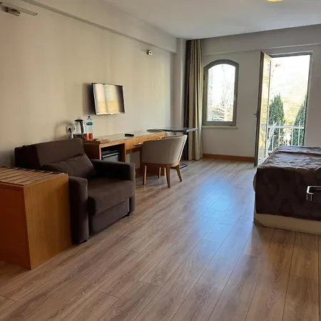 Palmiye Hotel Suites 4*