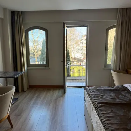 Palmiye Hotel Suites 4* اسطنبول